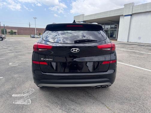 Black Noir Pearl 2020 Hyundai TUCSON SEL