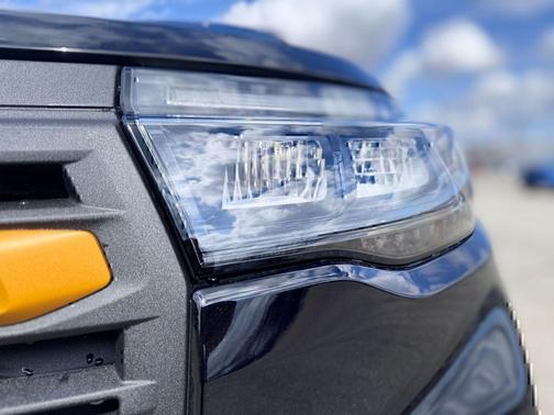 AGATE BLACK METALLIC 2026 Ford Explorer Tremor