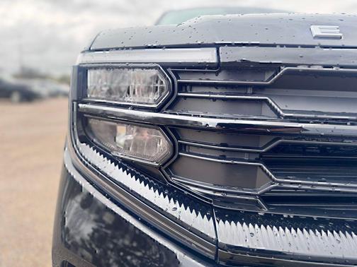 AGATE BLACK METALLIC 2026 Ford Expedition Max Active 4x4