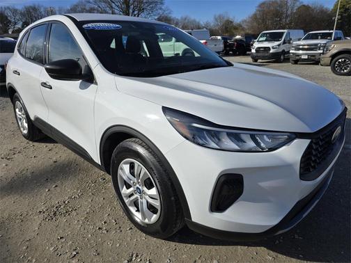 2023 Ford Escape SE