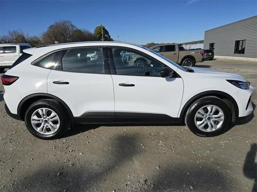 2023 Ford Escape SE