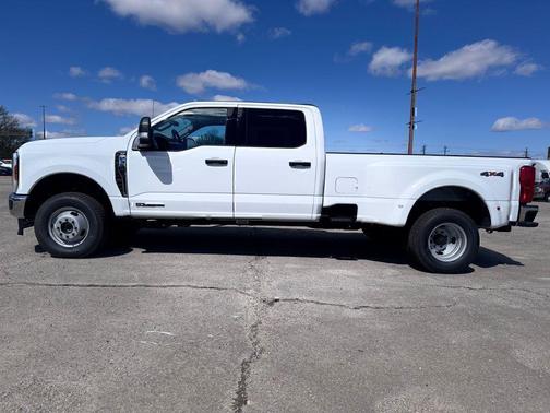 OXFORD WHITE 2026 Ford F-350 XLT