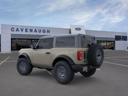 2025 Ford Bronco Base