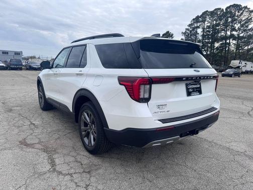 STAR WHITE MET TRI-COAT 2026 Ford Explorer Active