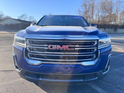 2023 GMC Acadia AWD AT4