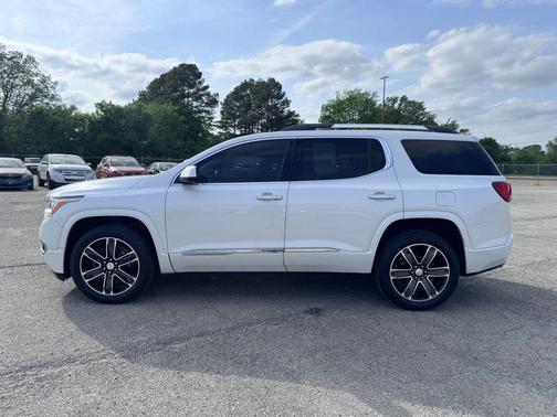 White Frost Tricoat 2019 GMC Acadia Denali