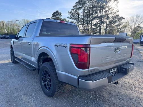 ICONIC SILVER METALLIC 2026 Ford F-150 XLT