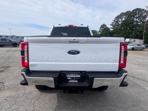 OXFORD WHITE 2026 Ford F-350 Lariat