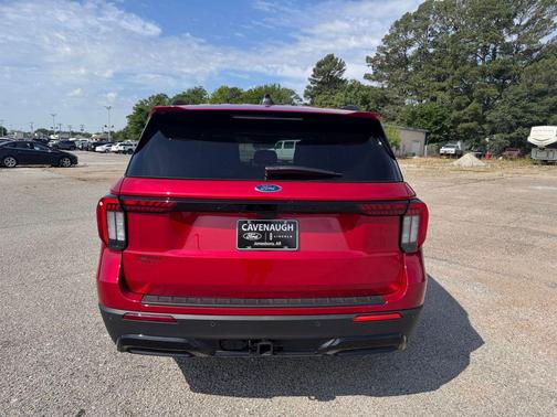 RAPID RED MET TINTED CC 2026 Ford Explorer ST-Line