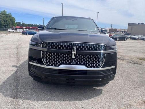 INFINITE BLACK MET CC 2026 Lincoln Navigator Reserve