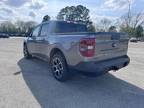 CARBONIZED GRAY METALLIC 2026 Ford Maverick Lariat