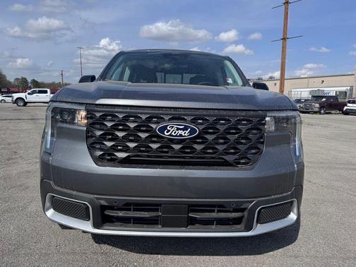 CARBONIZED GRAY METALLIC 2026 Ford Maverick Lariat