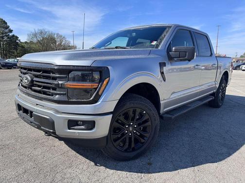 ICONIC SILVER METALLIC 2026 Ford F-150 XLT