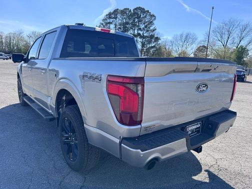 ICONIC SILVER METALLIC 2026 Ford F-150 XLT