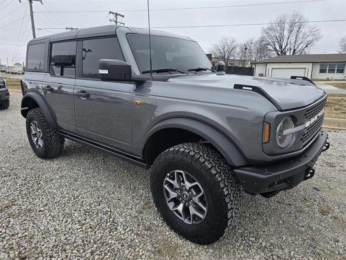 2023 Ford Bronco Badlands