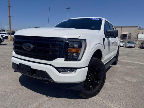 OXFORD WHITE 2022 Ford F-150 XLT