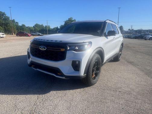 SPACE WHITE METALLIC 2026 Ford Explorer Tremor