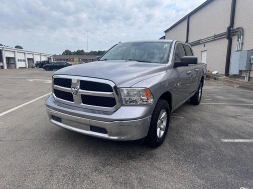 Billet Silver Metallic Clearcoat 2019 RAM 1500 SLT