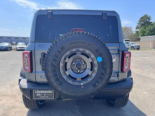 CARBONIZED GRAY METALLIC 2025 Ford Bronco Badlands