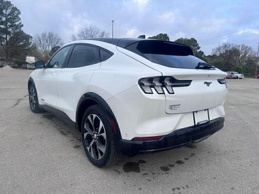 STAR WHITE MET TRI-COAT 2023 Ford Mustang Mach-E Premium