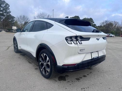 STAR WHITE MET TRI-COAT 2023 Ford Mustang Mach-E Premium