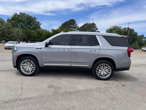 Sterling Metallic 2024 GMC Yukon Denali