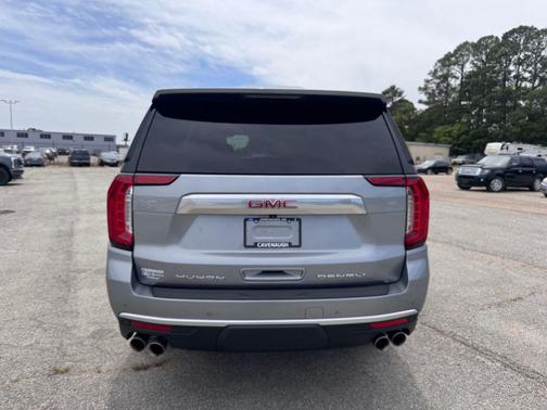 Sterling Metallic 2024 GMC Yukon Denali