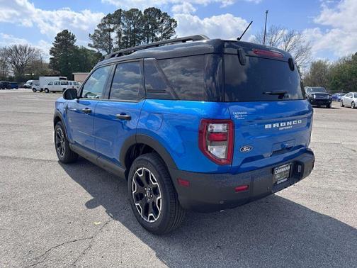 VELOCITY BLUE METALLIC 2026 Ford Bronco Sport Outer Banks