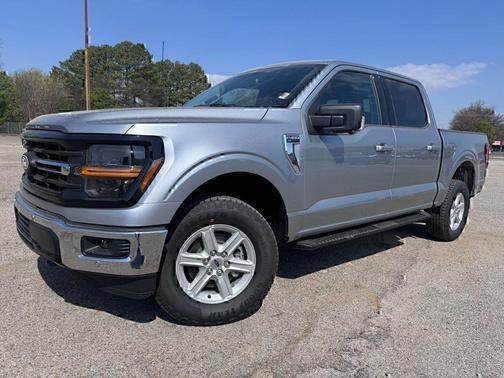ICONIC SILVER METALLIC 2026 Ford F-150 XLT