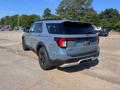 VAPOR BLUE 2026 Ford Explorer Tremor