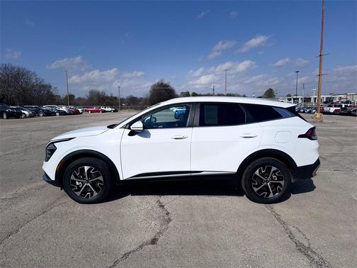 2024 Kia Sportage EX