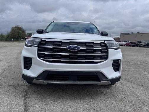 Oxford White 2026 Ford Explorer Active
