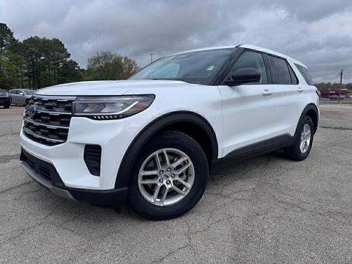 Oxford White 2026 Ford Explorer Active