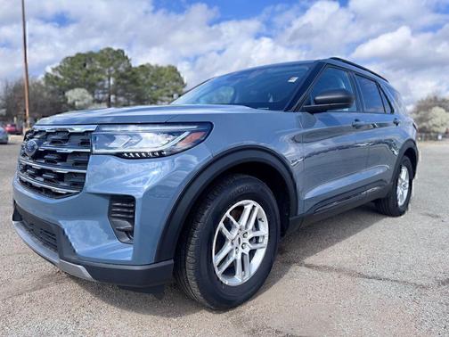 VAPOR BLUE 2026 Ford Explorer Active w/200A Pkg
