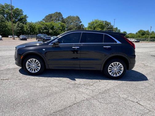 Stellar Black Metallic 2024 Cadillac XT4 Luxury