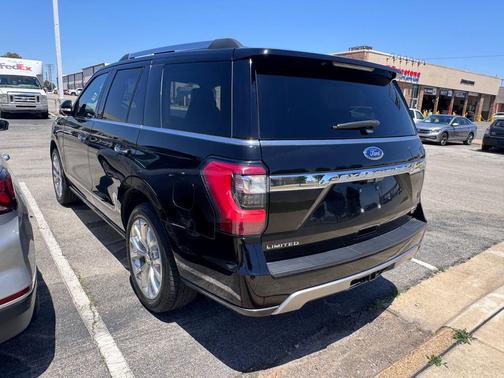 SHADOW BLACK 2018 Ford Expedition Limited