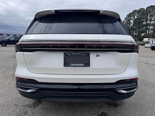 WHITE PLATINUM MET 3C 2026 Lincoln Nautilus Premiere