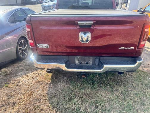 Delmonico Red Pearlcoat 2022 RAM 1500 Longhorn