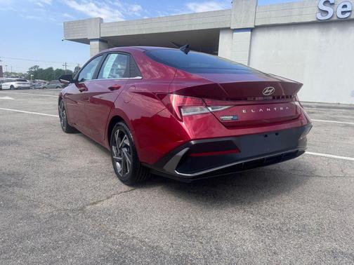 Ultimate Red 2024 Hyundai ELANTRA SEL