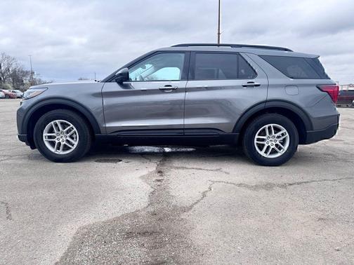 CARBONIZED GRAY METALLIC 2026 Ford Explorer Active w/200A Pkg