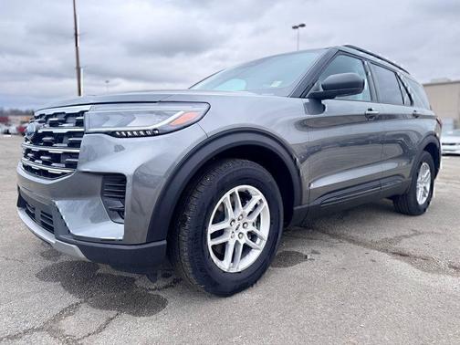 CARBONIZED GRAY METALLIC 2026 Ford Explorer Active w/200A Pkg