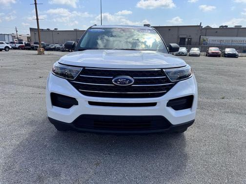 OXFORD WHITE 2024 Ford Explorer XLT