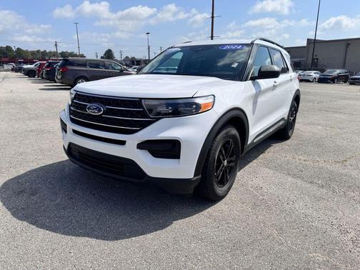OXFORD WHITE 2024 Ford Explorer XLT
