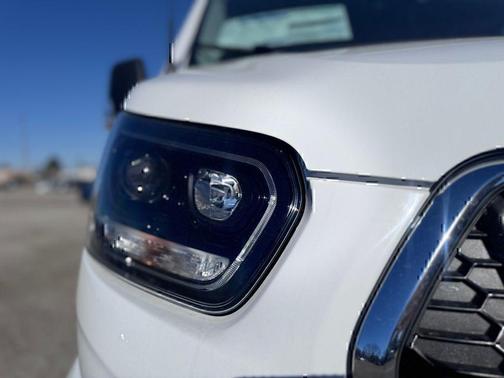 OXFORD WHITE 2026 Ford Transit-350 XLT