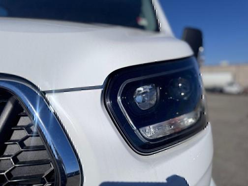 OXFORD WHITE 2026 Ford Transit-350 XLT
