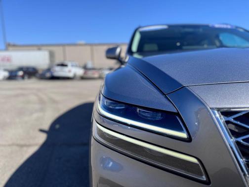 2022 Genesis GV80 2.5T