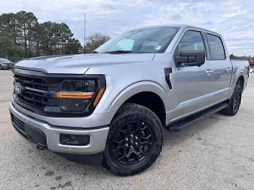 ICONIC SILVER METALLIC 2026 Ford F-150 XLT