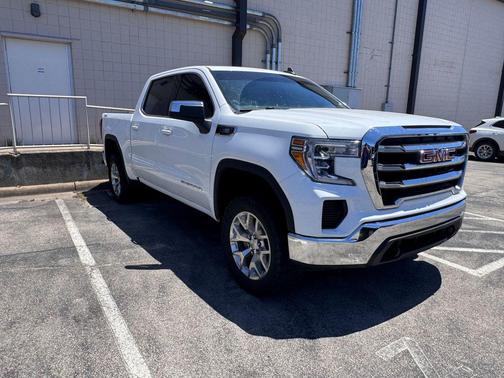 Summit White 2020 GMC Sierra 1500 SLE