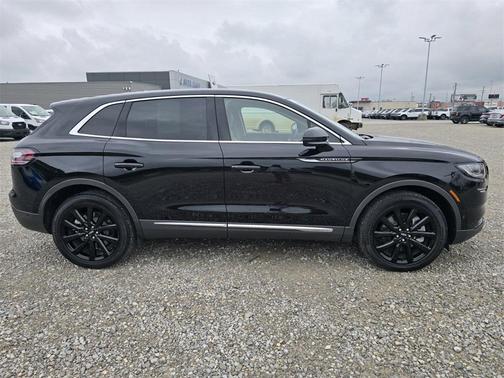 2024 Lincoln Nautilus Reserve