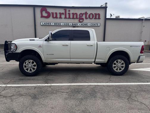 Pearl White 2022 RAM 2500 Laramie Crew Cab 4x4 6'4' Box